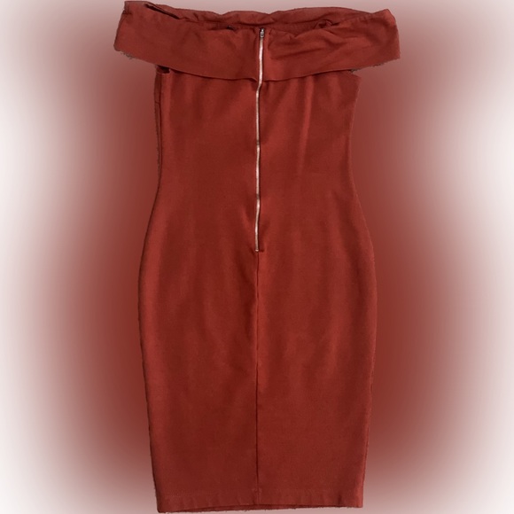 5/$25 Windsor Off Shoulder Dress - Picture 2 of 5